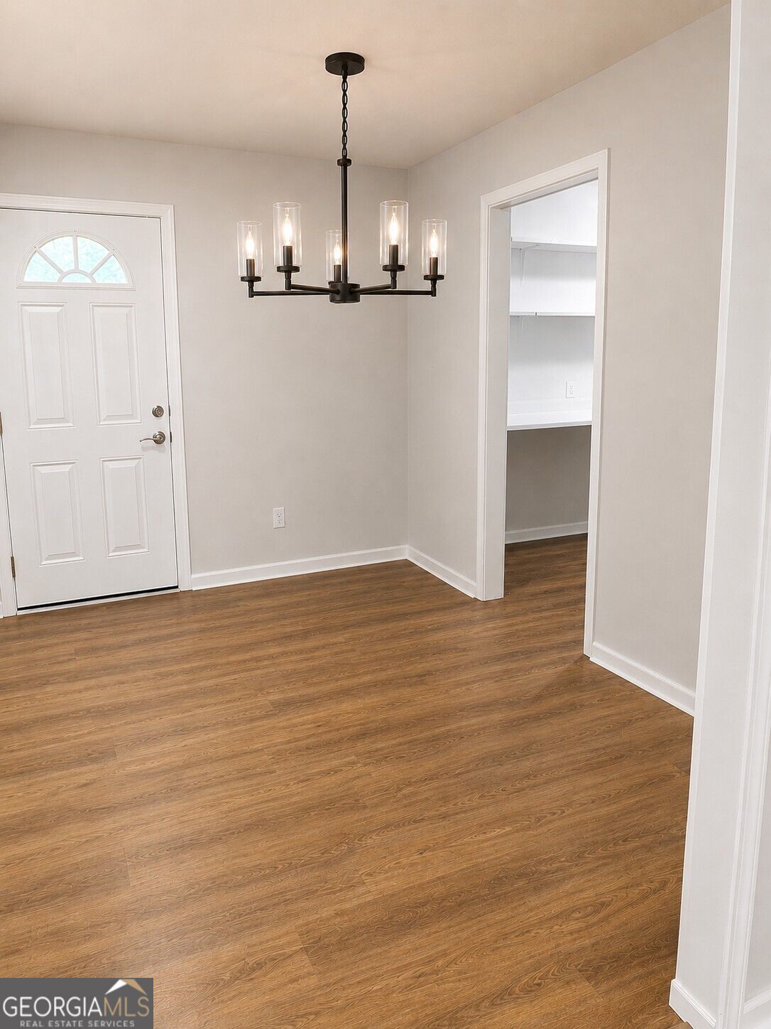 7102 Doncaster Road Property Photo 12