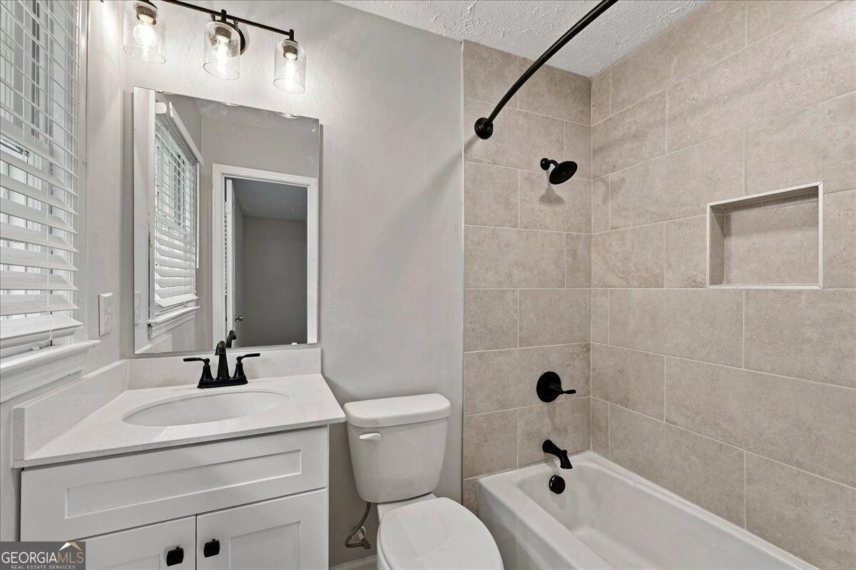 7102 Doncaster Road Property Photo 23