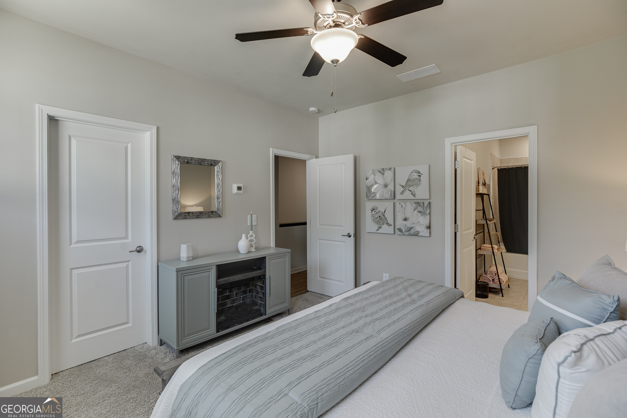 124 Greenview Court Property Photo 28