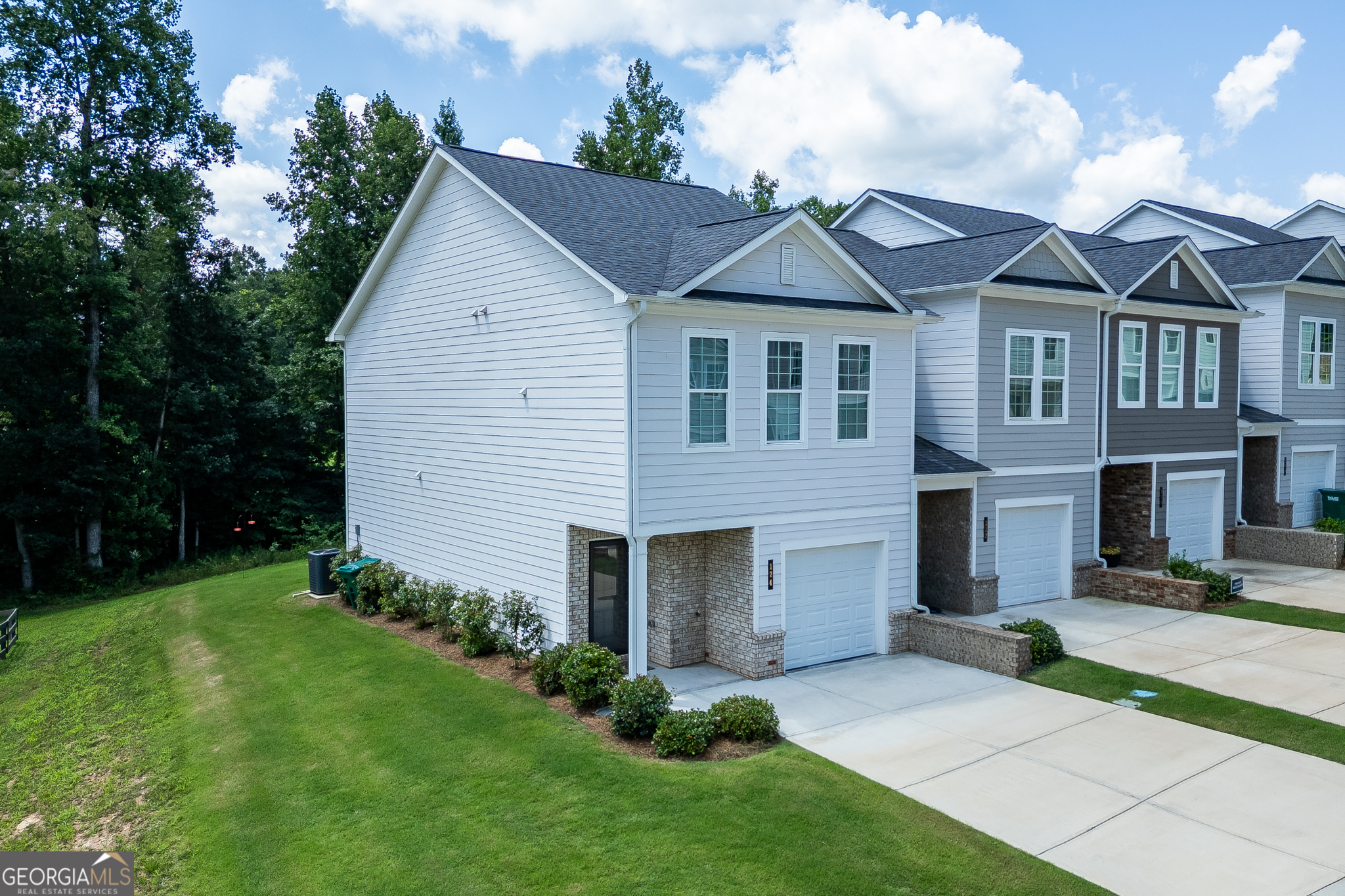 124 Greenview Court Property Photo 35