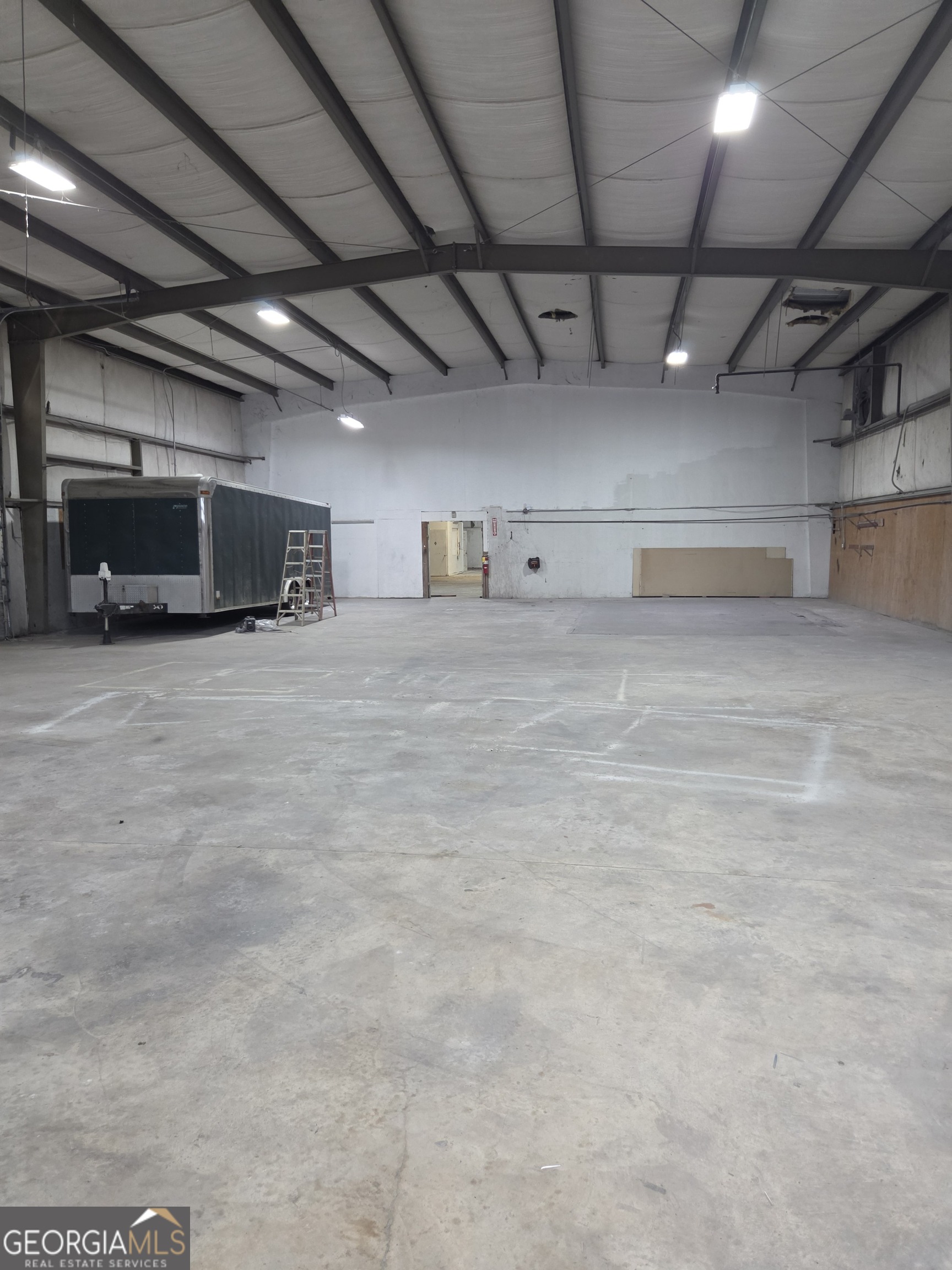155 Industrial Way Property Photo 4