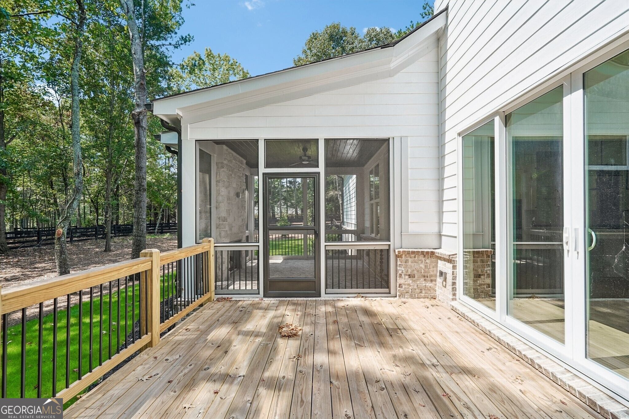 2390 Glade Overlook Property Photo 46