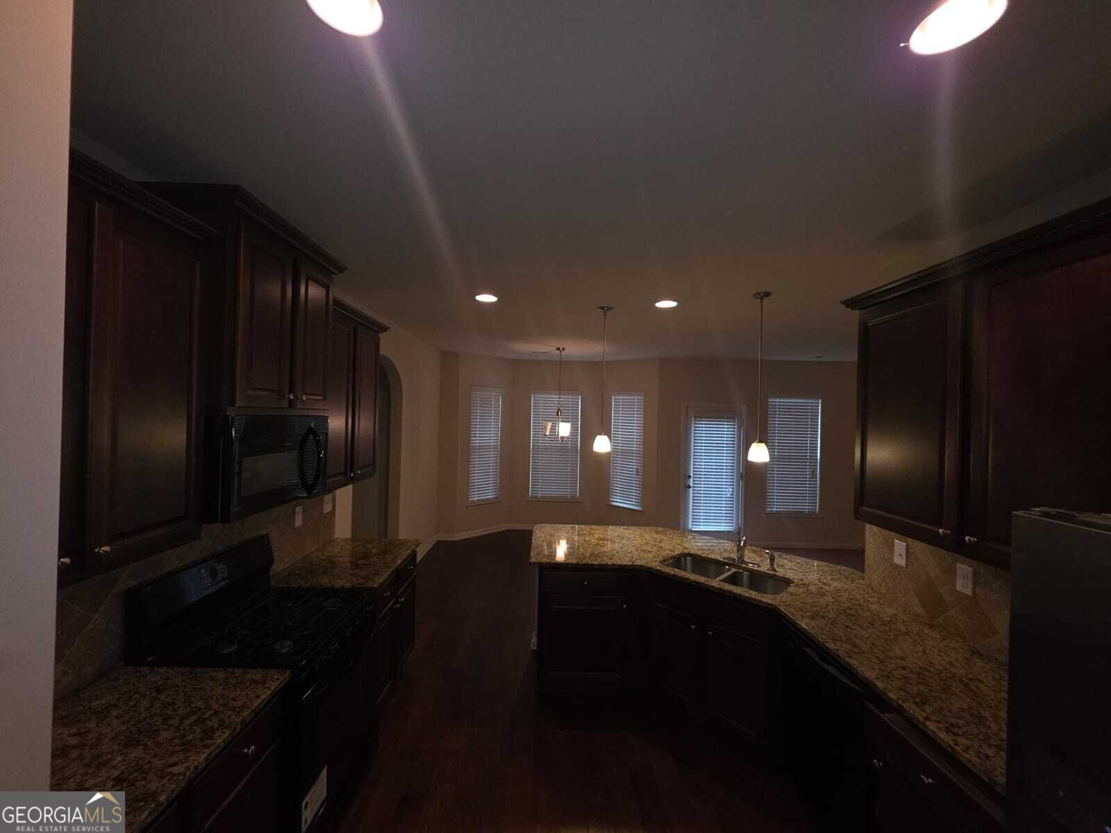 12180 Centerra Drive Property Photo 5