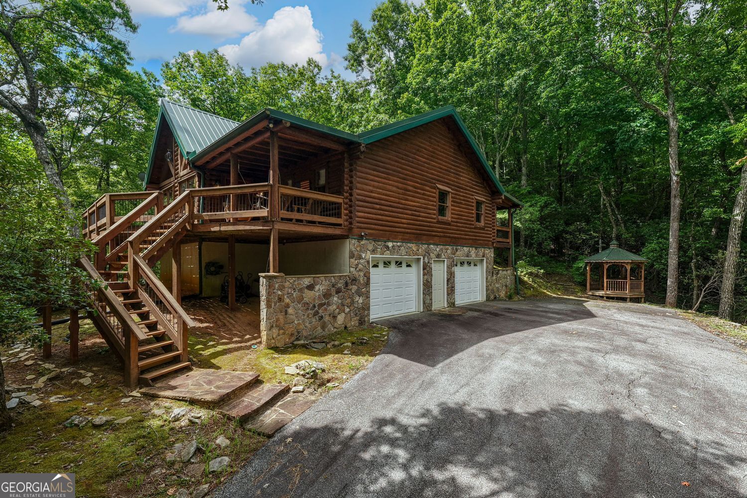 154 Summer Lane Property Photo 1