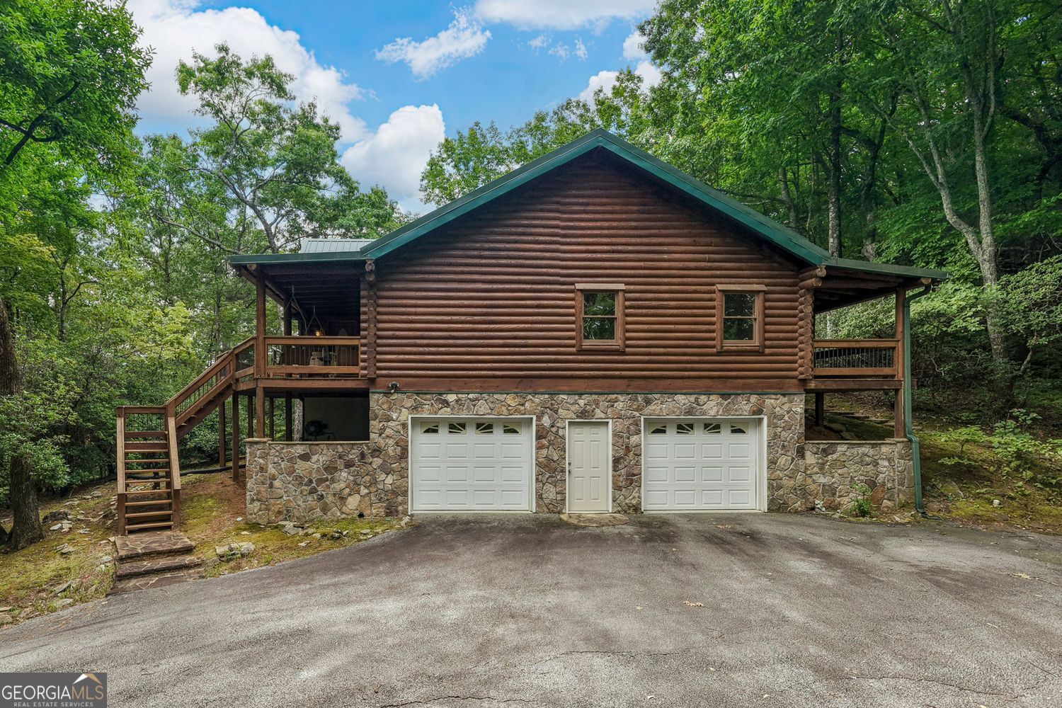 154 Summer Lane Property Photo 2
