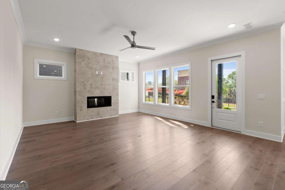 318 Treble Way Property Photo 7