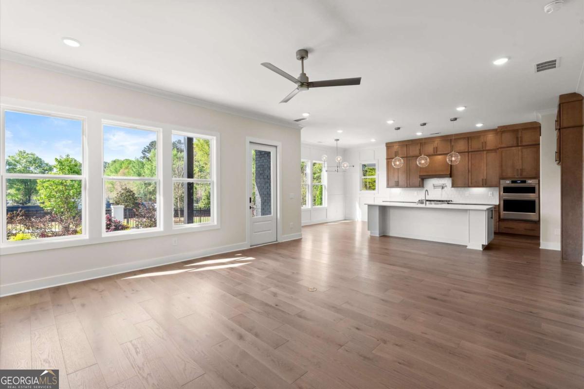 318 Treble Way Property Photo 8