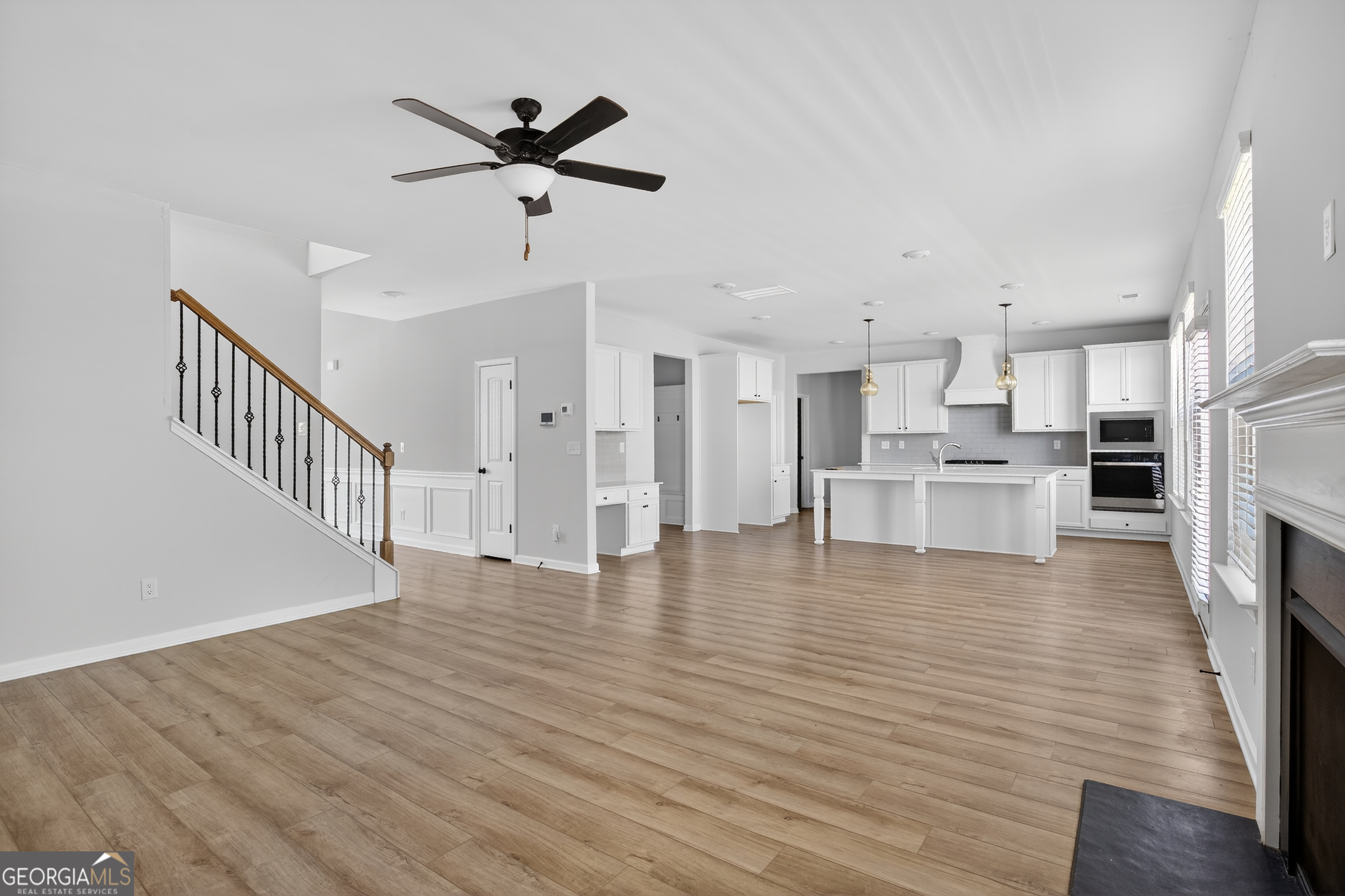 4890 Sultana Way Property Photo 12