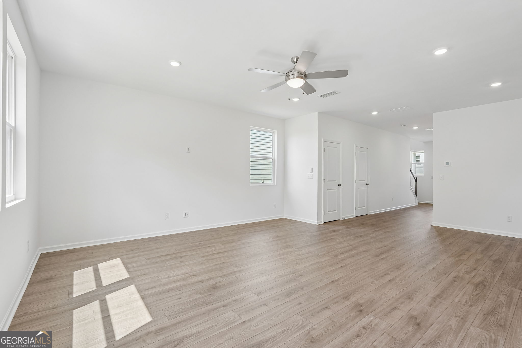 216 Groveton Court Property Photo 10