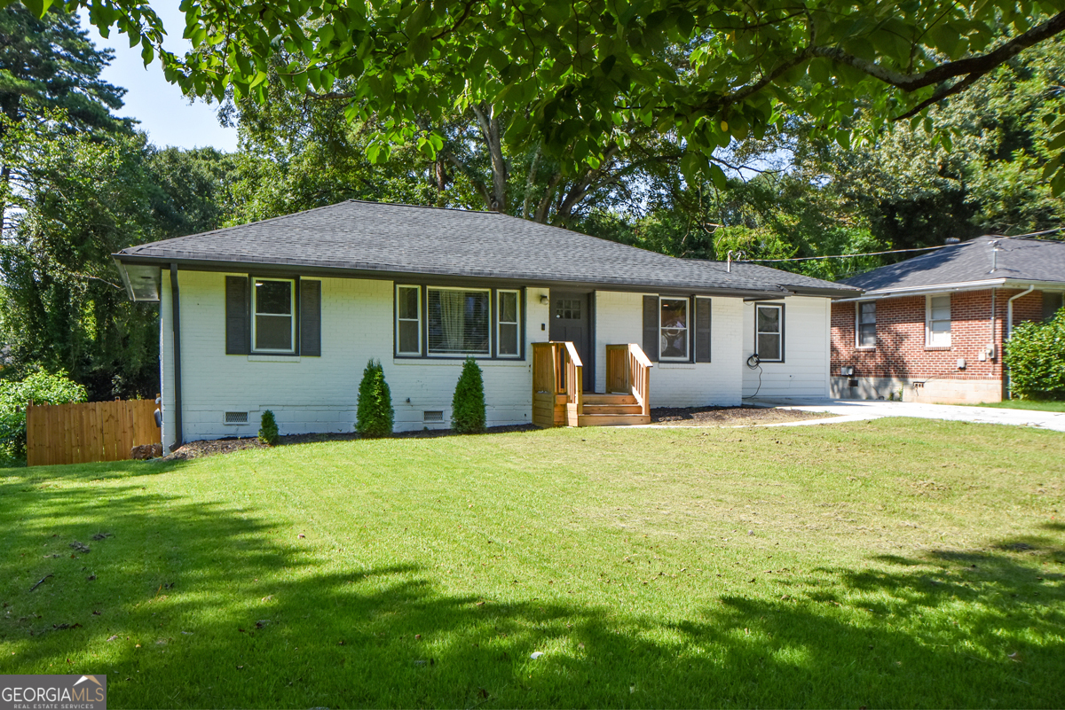 2805 Long Way Property Photo 2