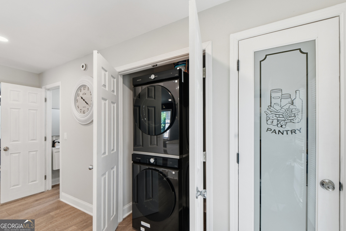 2805 Long Way Property Photo 16