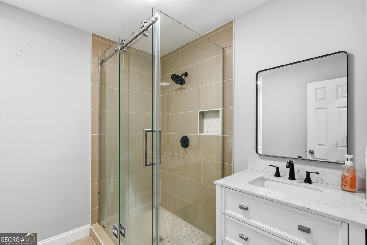 2805 Long Way Property Photo 25