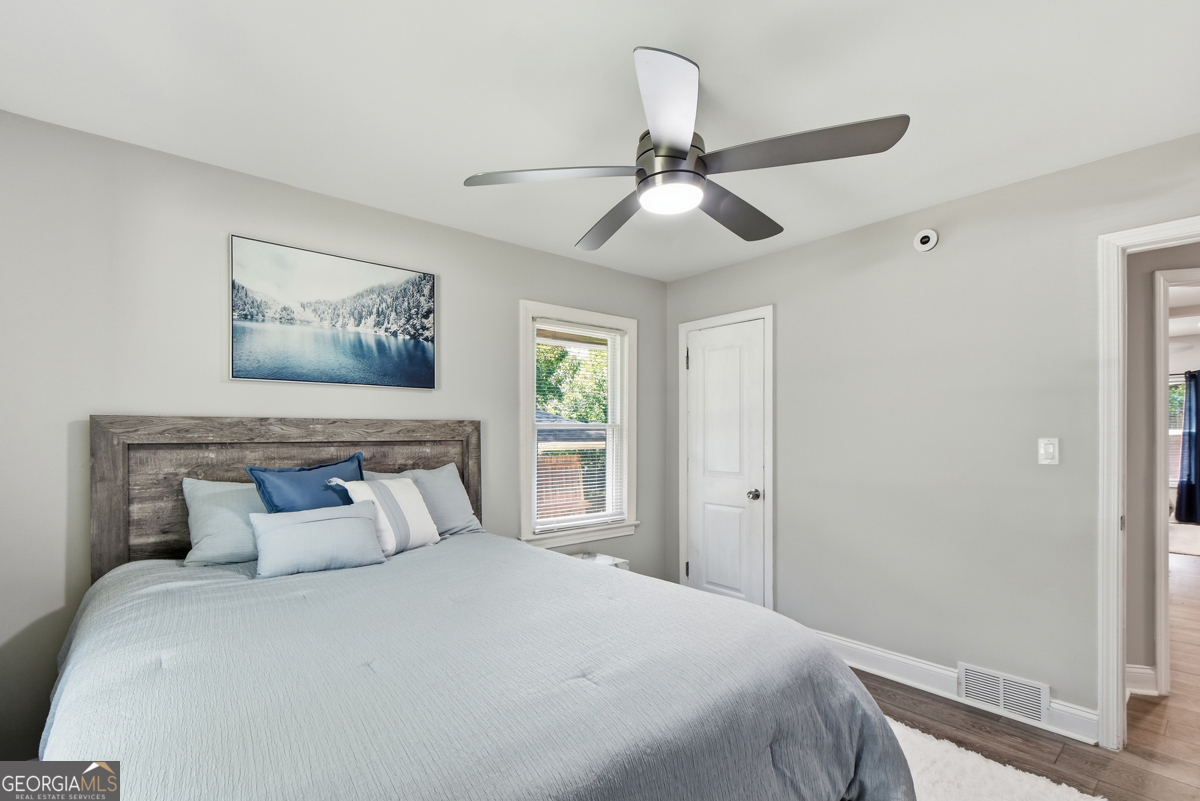 2805 Long Way Property Photo 31