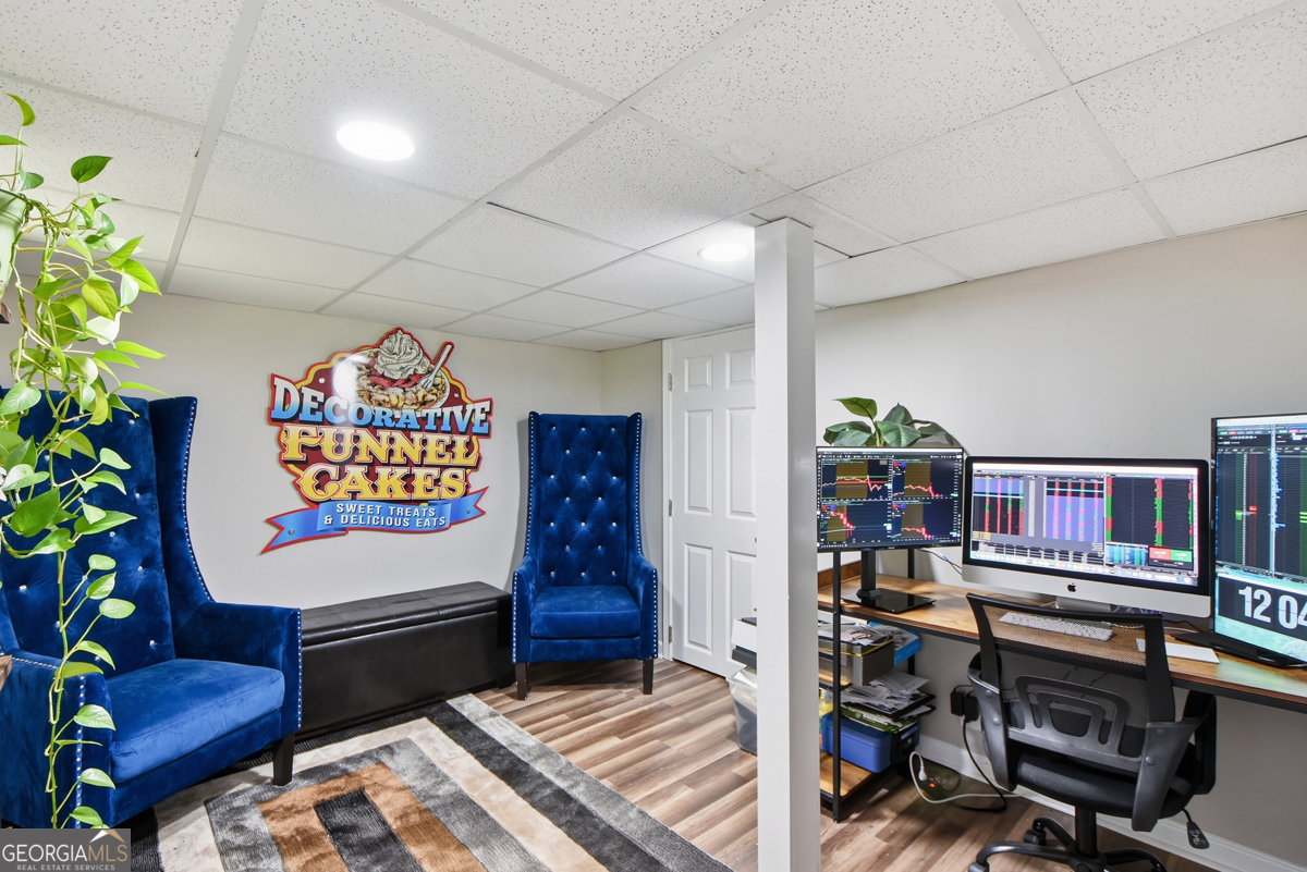 2805 Long Way Property Photo 35