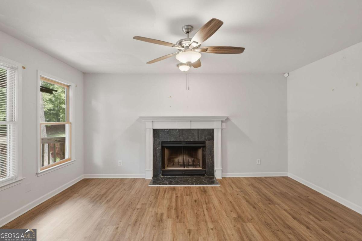 6426 Ivey Chase Se Property Photo 5