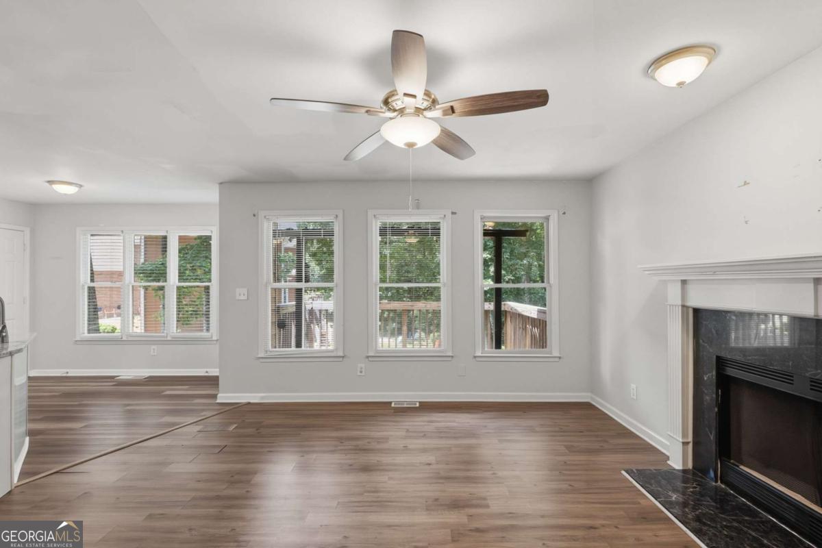 6426 Ivey Chase Se Property Photo 6