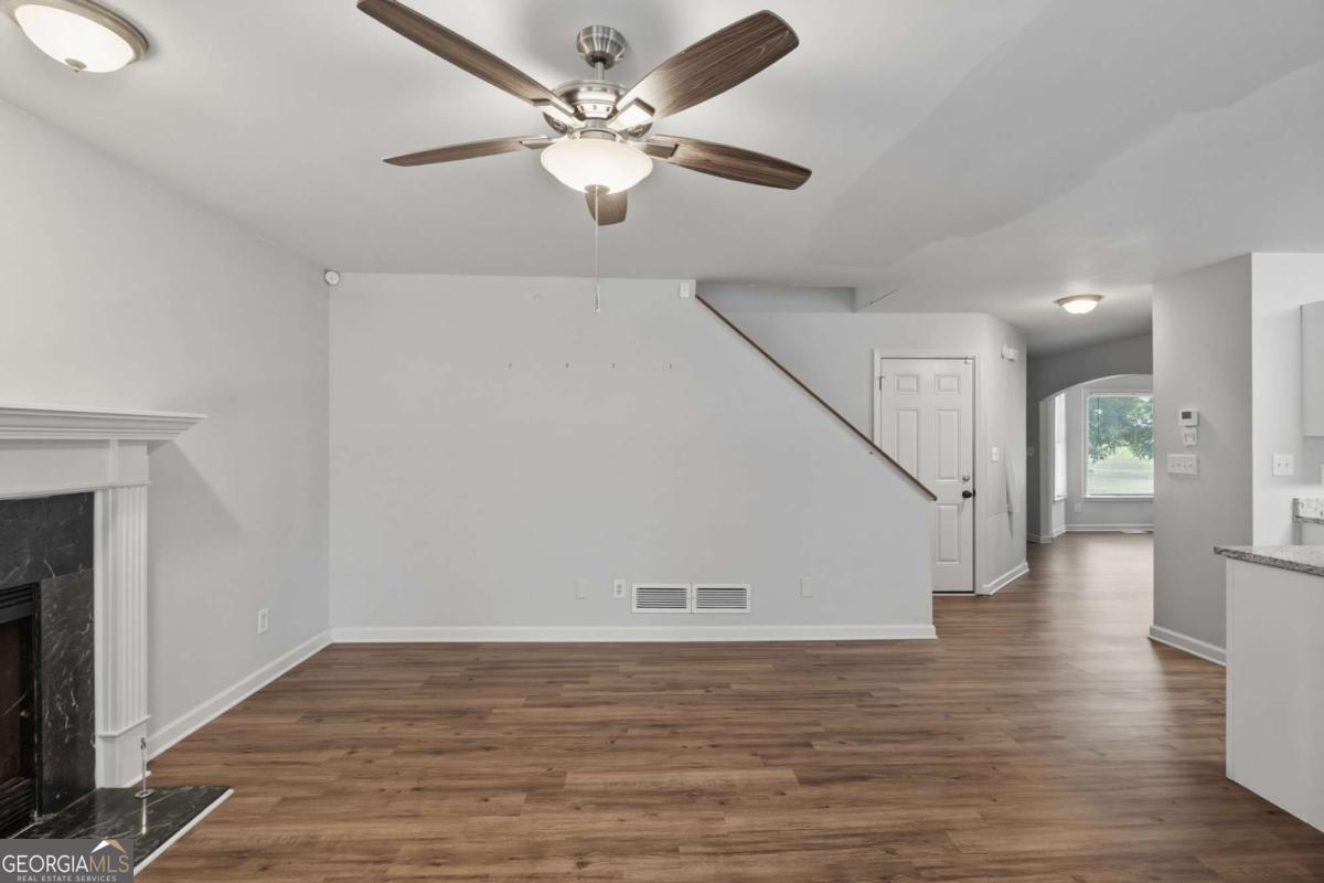 6426 Ivey Chase Se Property Photo 7
