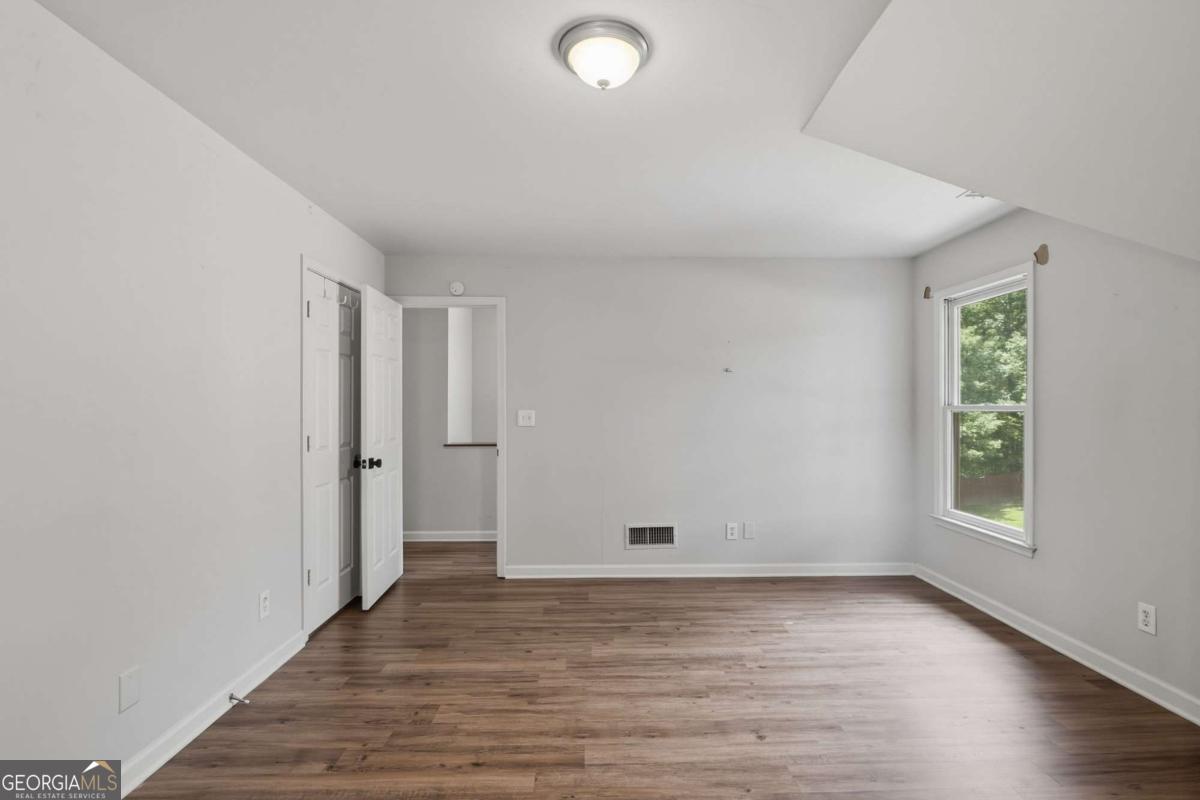 6426 Ivey Chase Se Property Photo 25