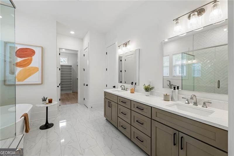 3896 Town Farms Drive Property Photo 21