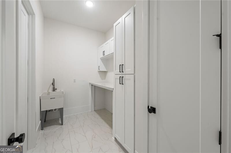 3896 Town Farms Drive Property Photo 23