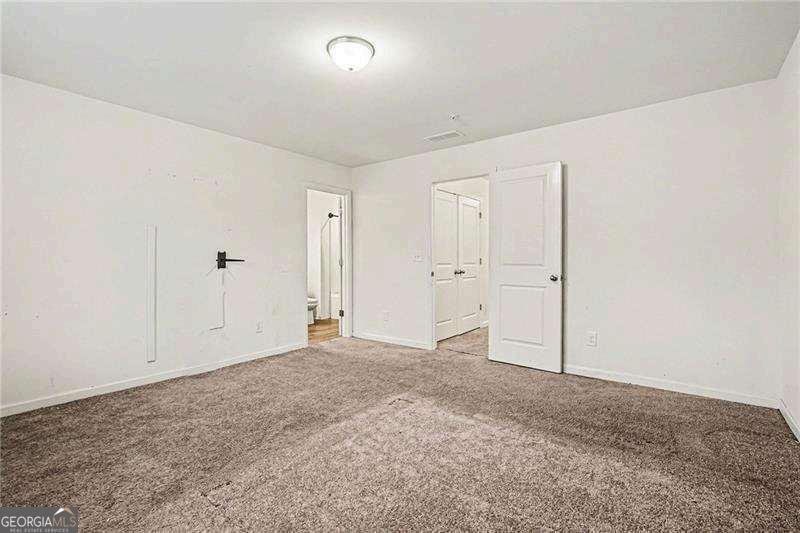 2040 Wildflower Way Property Photo 18