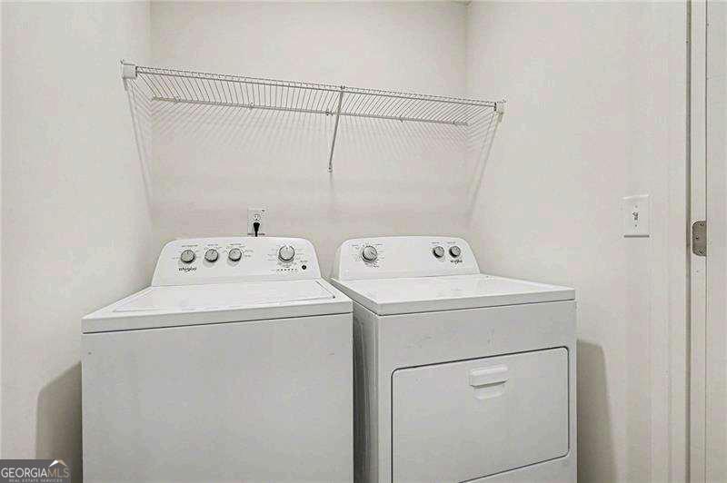 2040 Wildflower Way Property Photo 30