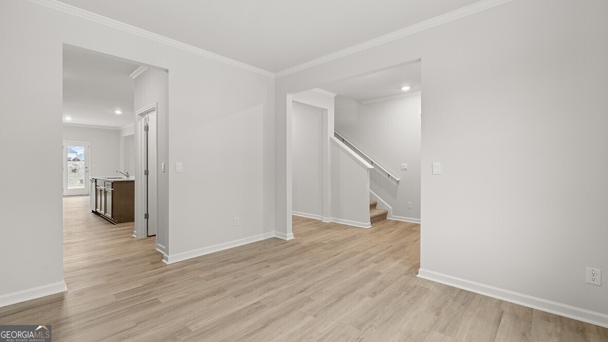 505 Hampton Terrace Property Photo 4