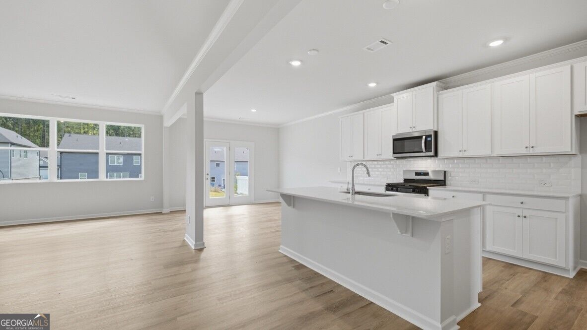 505 Hampton Terrace Property Photo 6