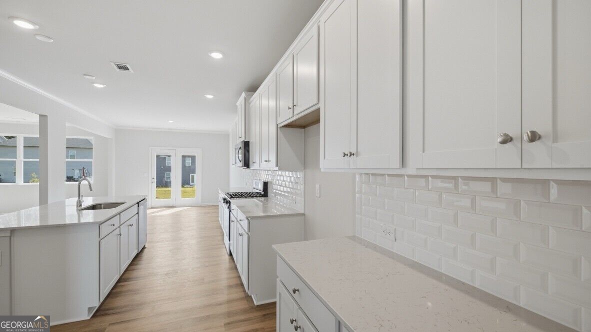 505 Hampton Terrace Property Photo 9