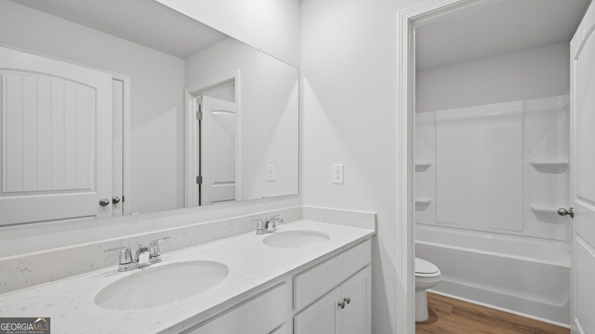 505 Hampton Terrace Property Photo 32