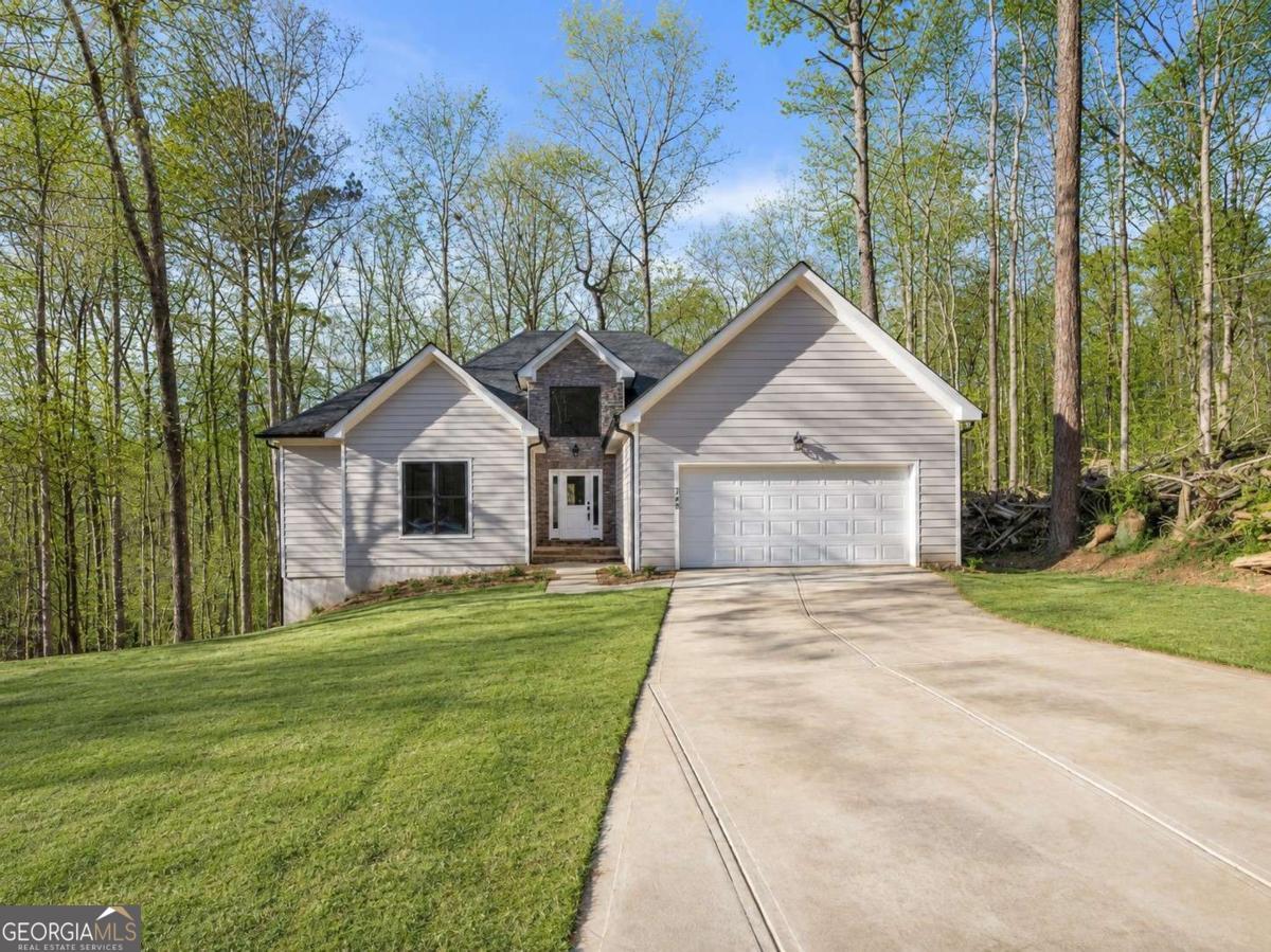 360 Ansley Drive Property Photo 1