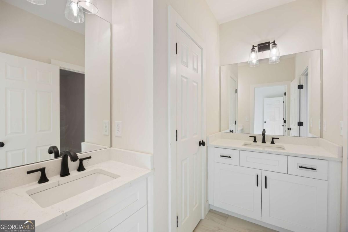 360 Ansley Drive Property Photo 26