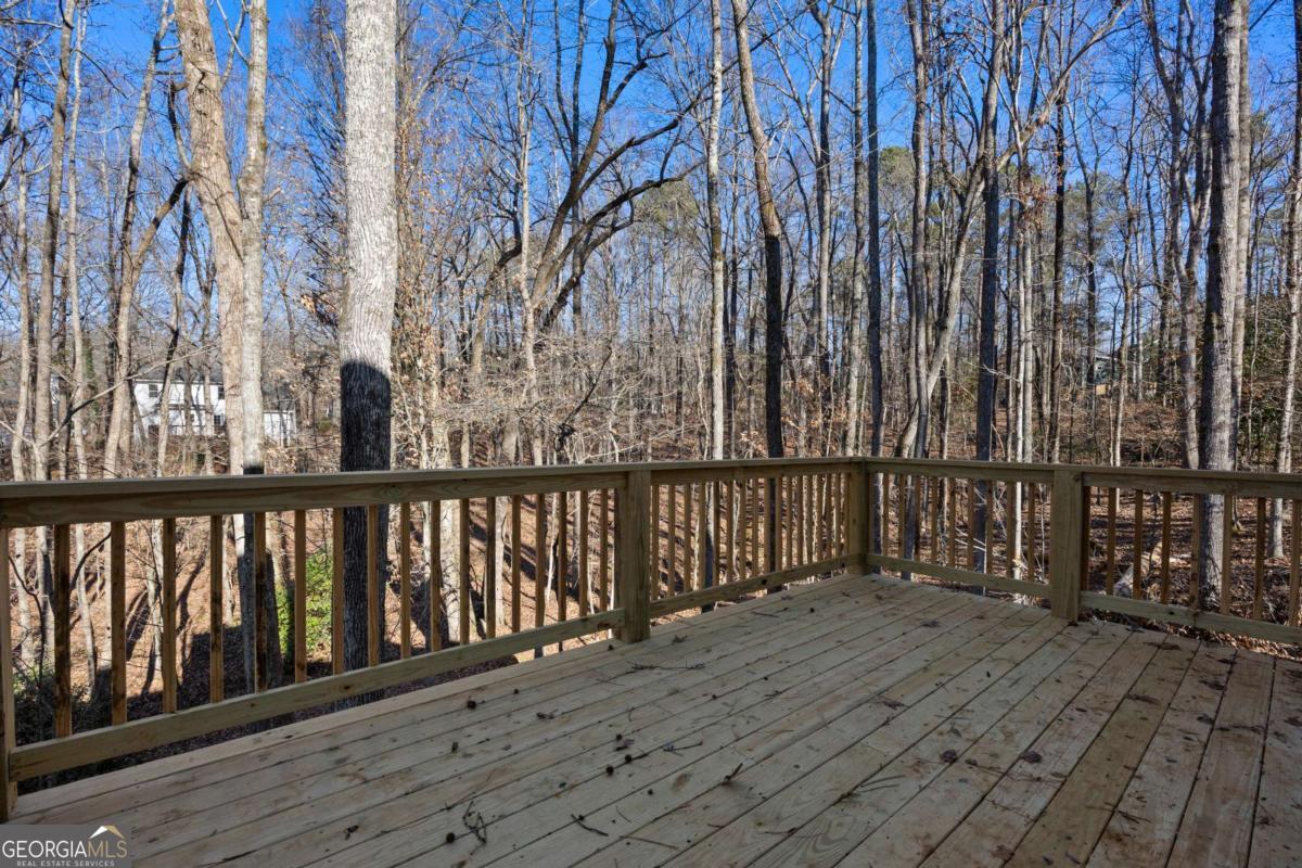 360 Ansley Drive Property Photo 29