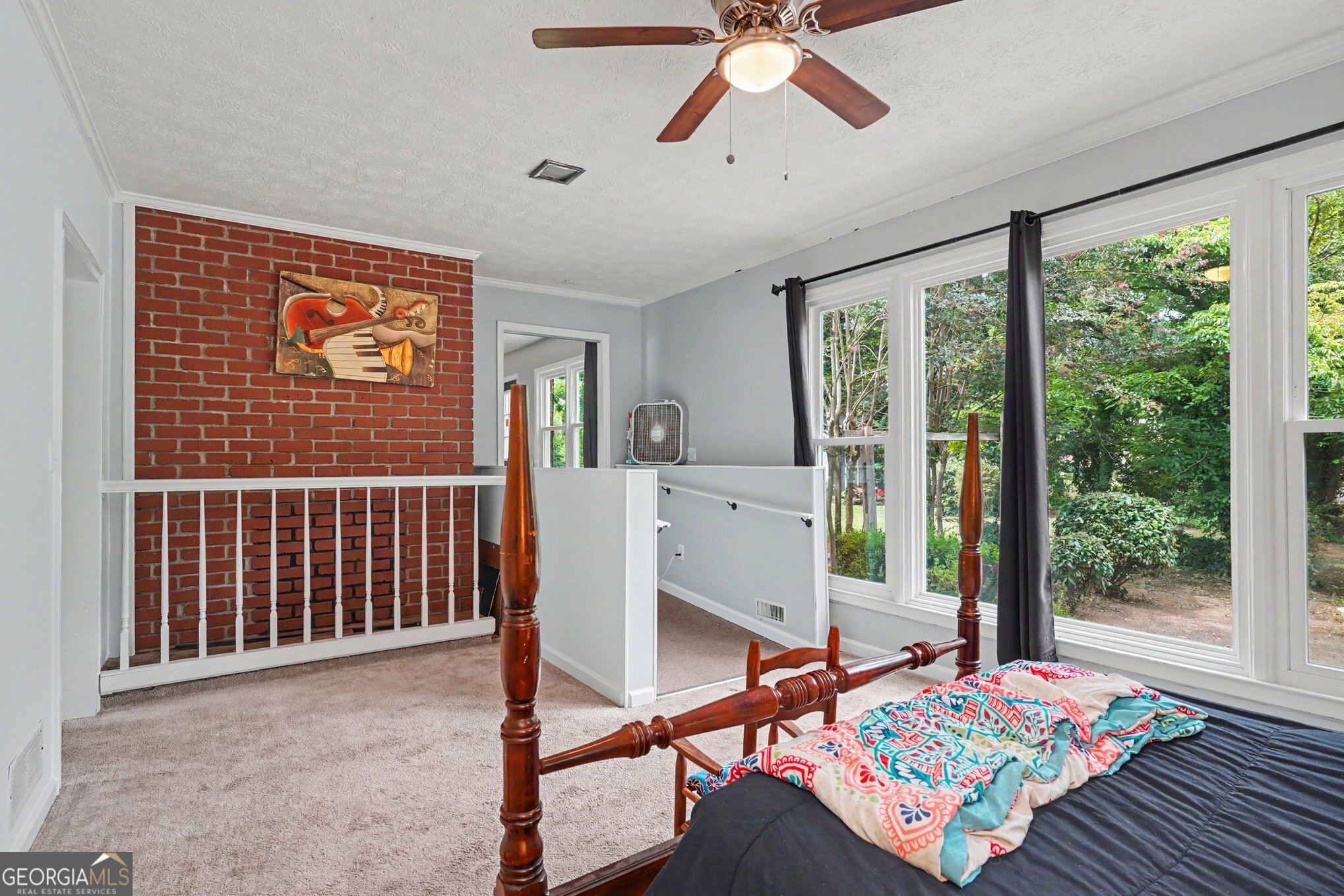 1019 E College Street Property Photo 39