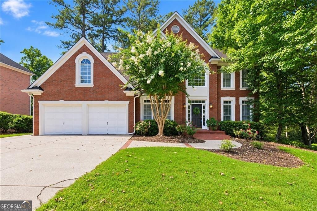 2046 Kinsmon Drive Property Photo 1
