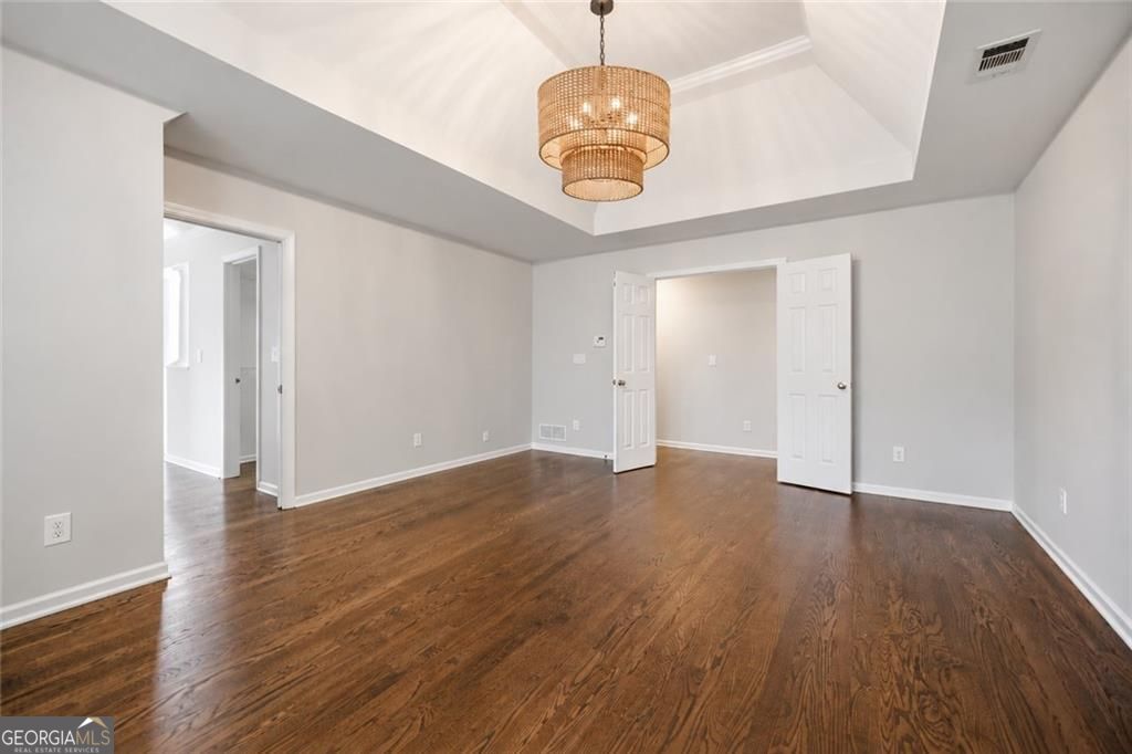 2046 Kinsmon Drive Property Photo 17