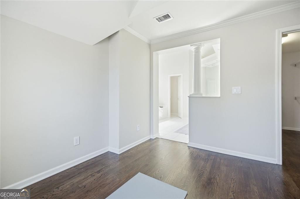 2046 Kinsmon Drive Property Photo 19