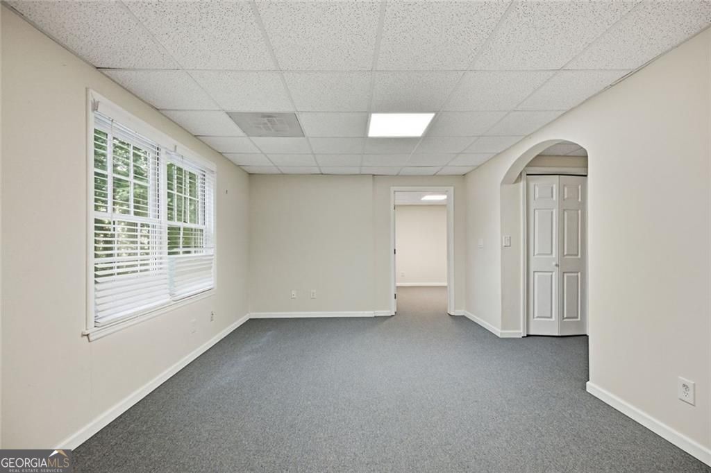 2046 Kinsmon Drive Property Photo 28