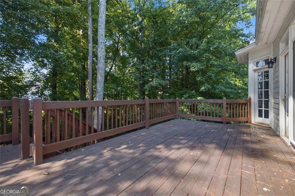 2046 Kinsmon Drive Property Photo 37