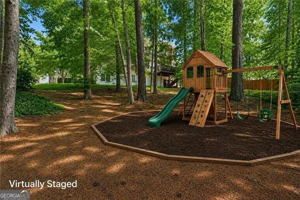 2046 Kinsmon Drive Property Photo 42