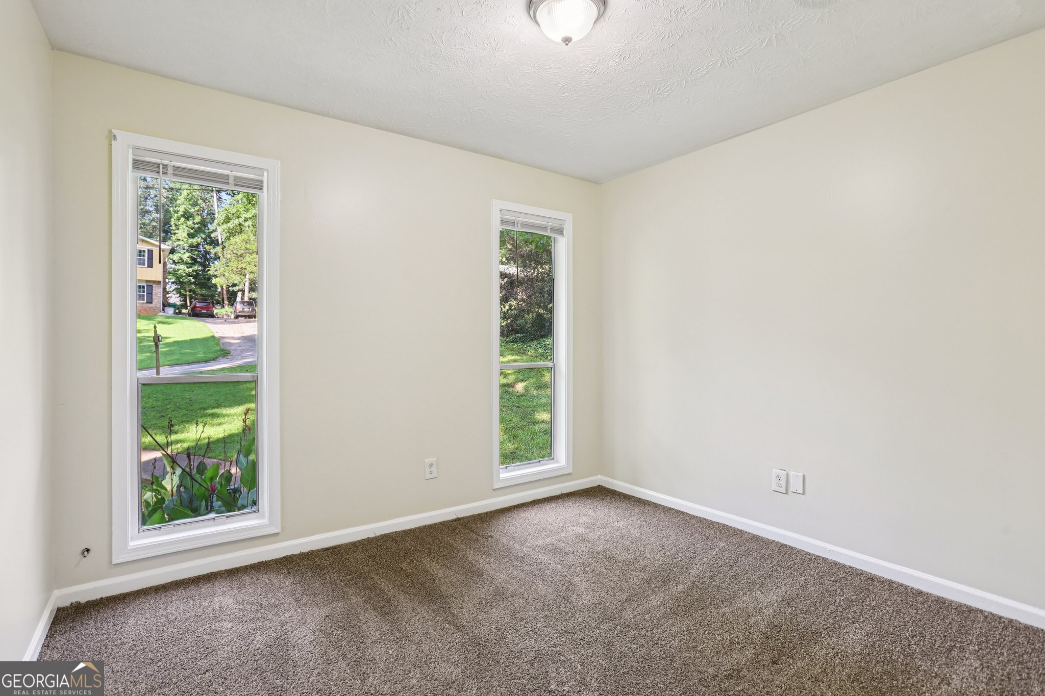 5802 Simone Drive Property Photo 21