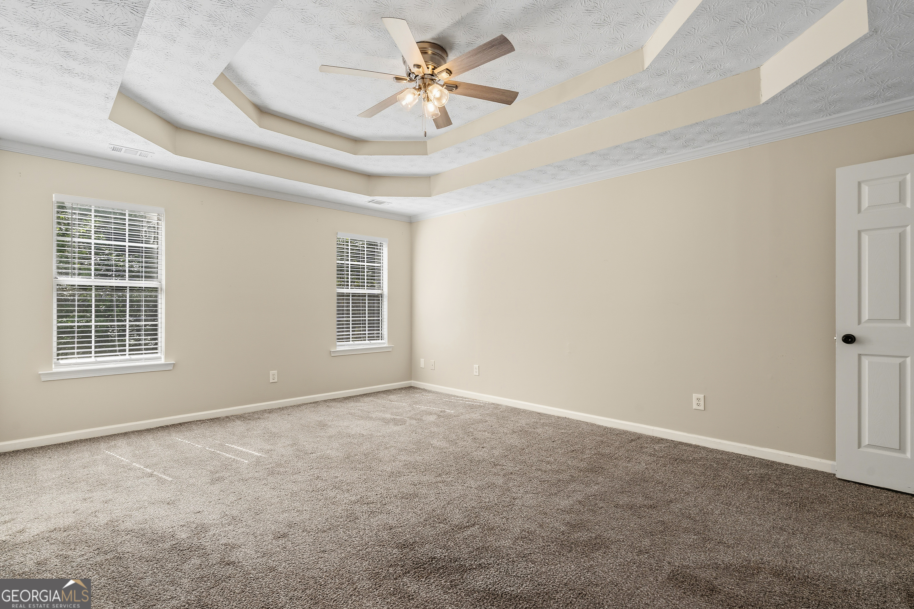 9569 Lakeview Court Property Photo 40