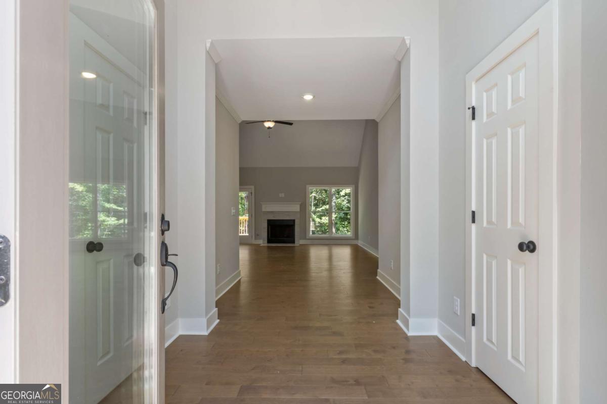 380 Ansley Drive Property Photo 2