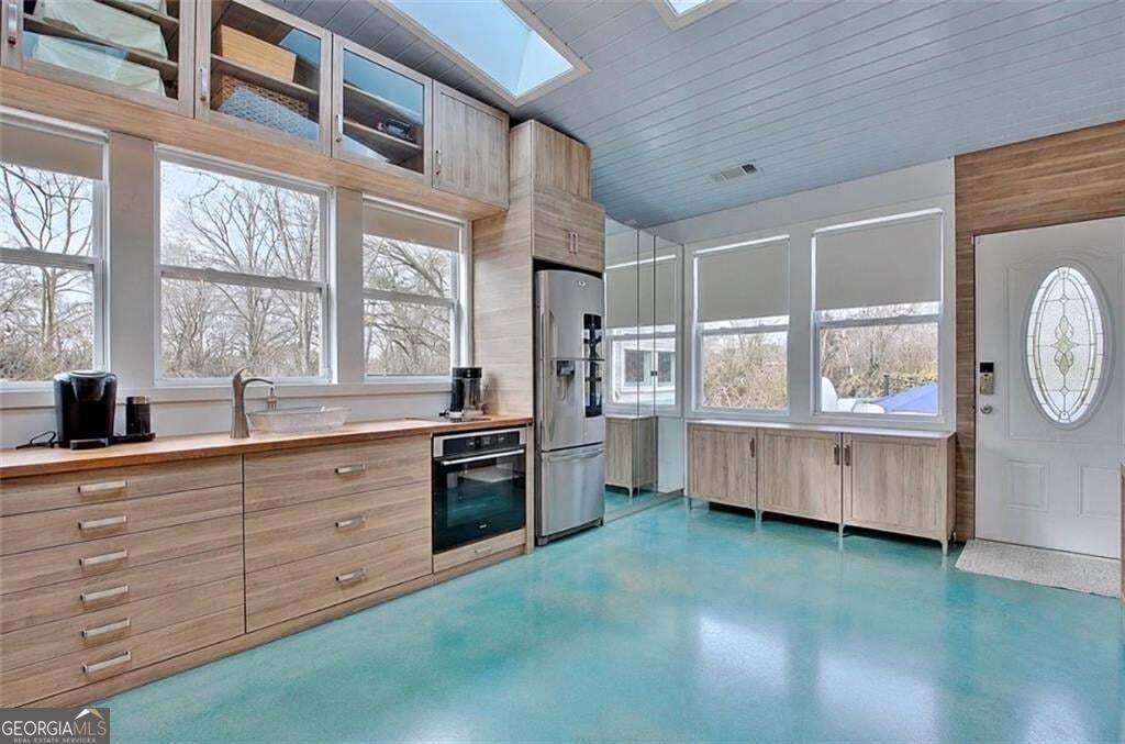 200 Church Street Property Photo 37