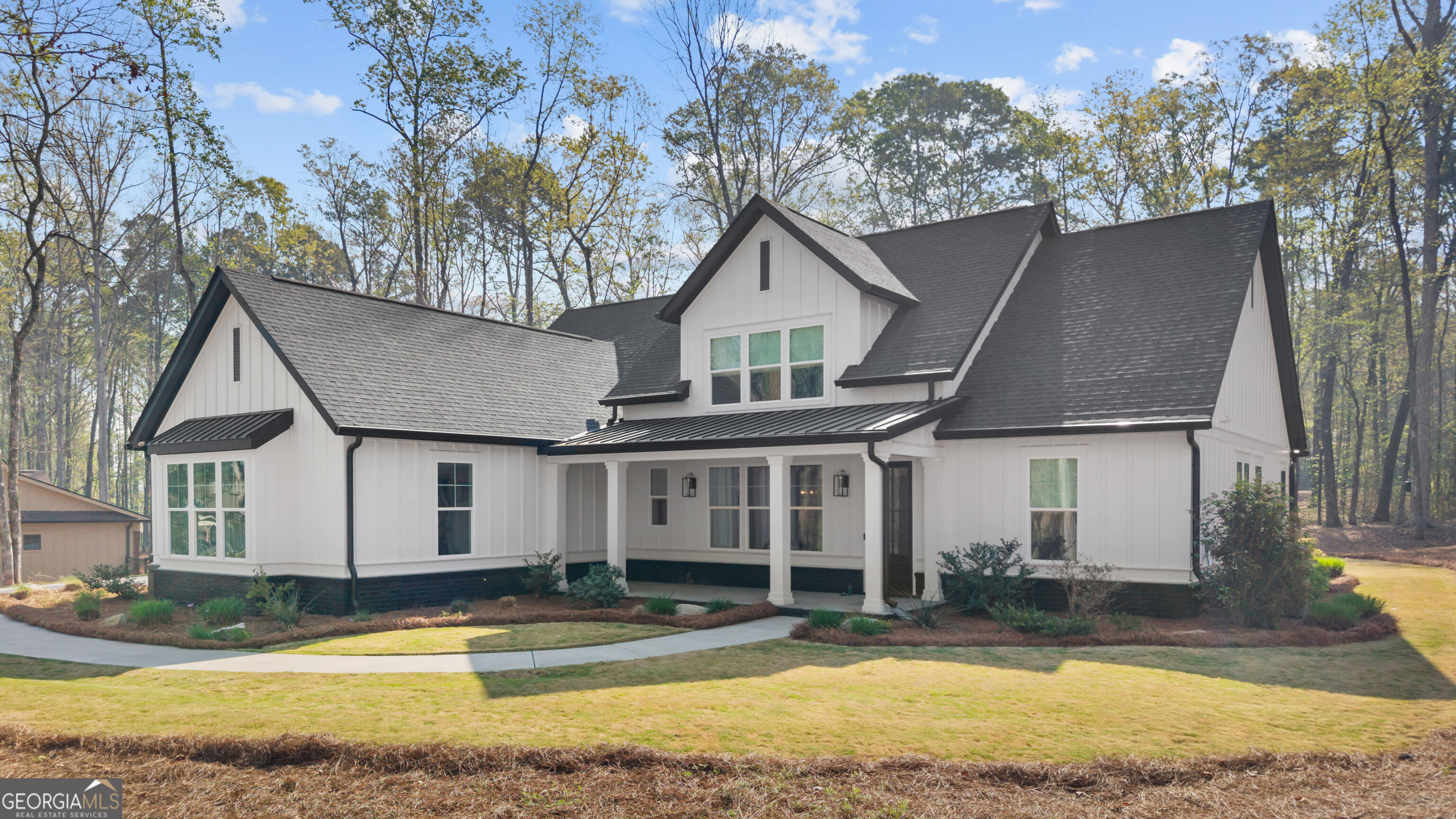 114 Mags Path Property Photo 4