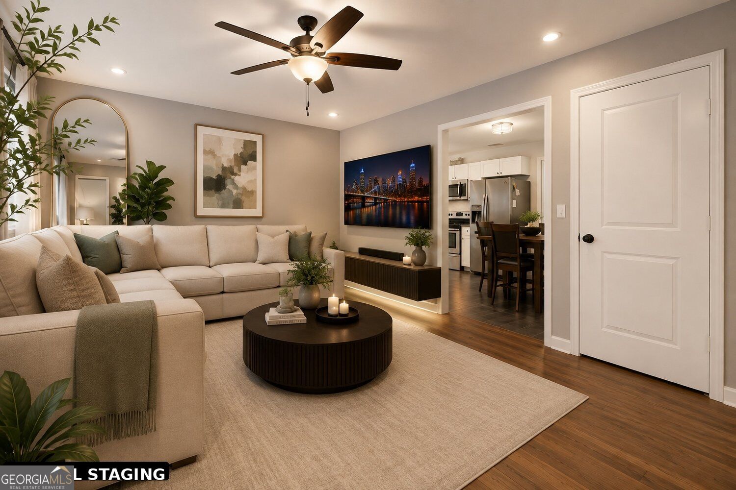 1137 Redford Drive Se Property Photo 1