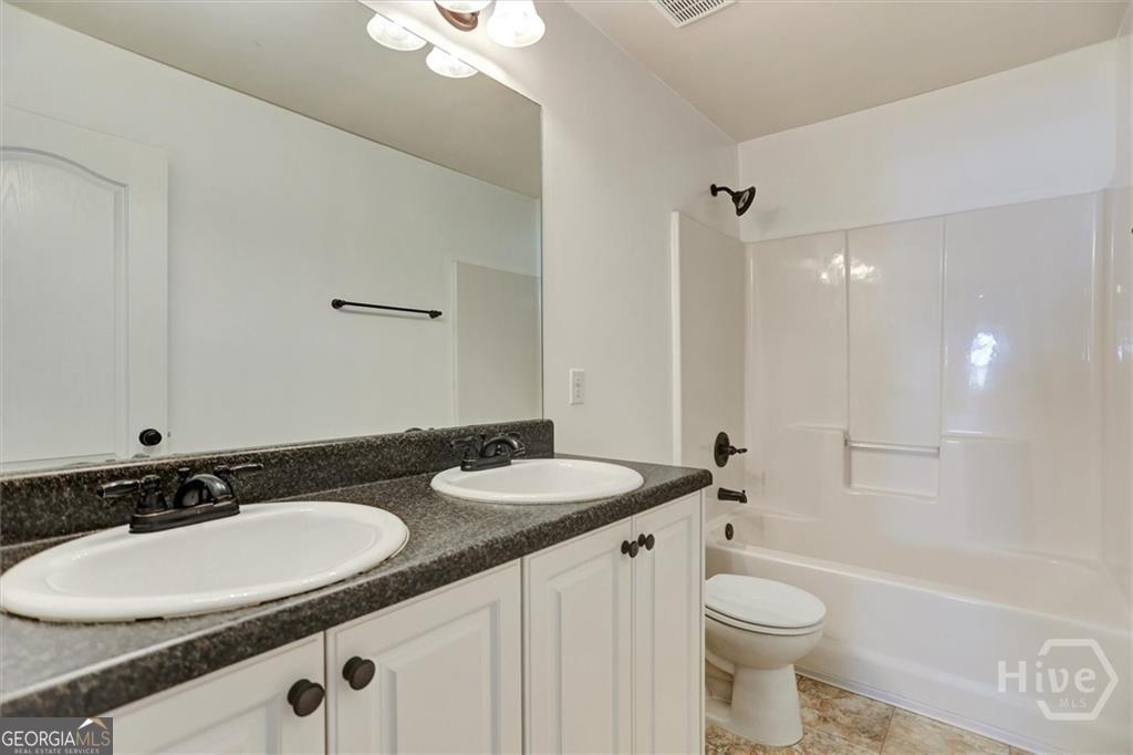115 Cypress Loop Property Photo 38