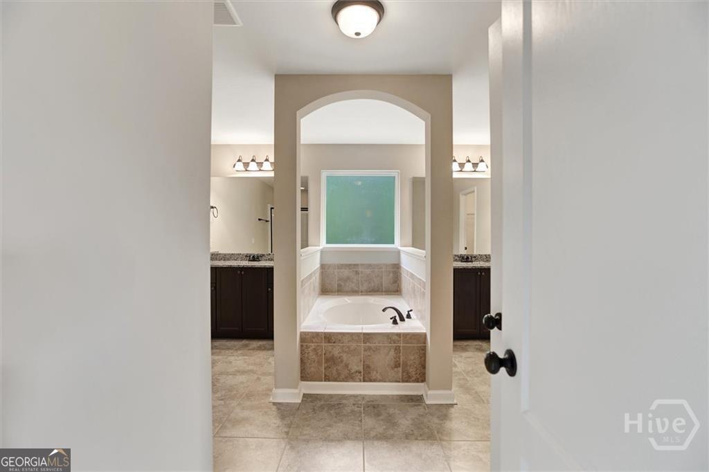 115 Cypress Loop Property Photo 44