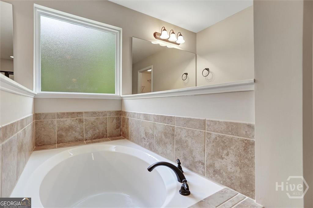 115 Cypress Loop Property Photo 46