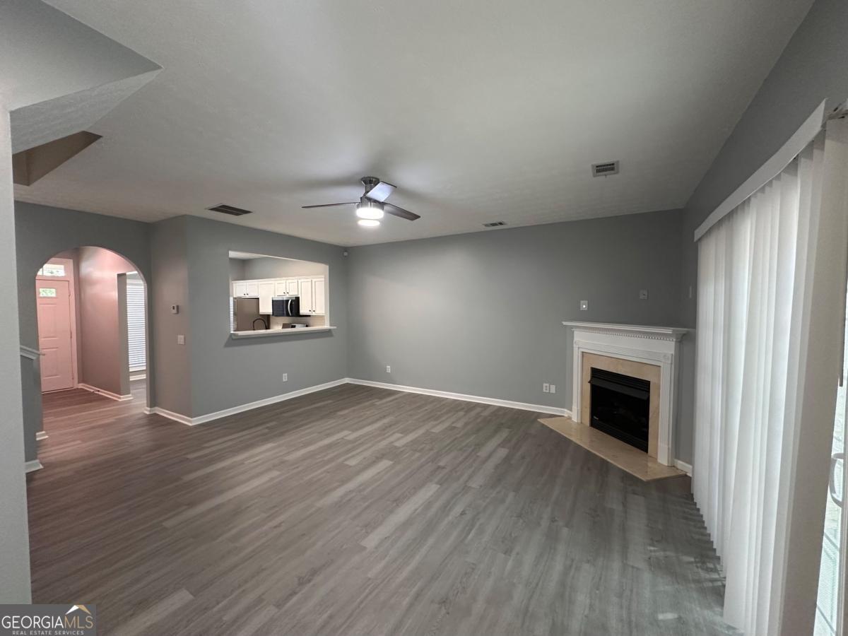 2025 Austin Park Circle Property Photo 3